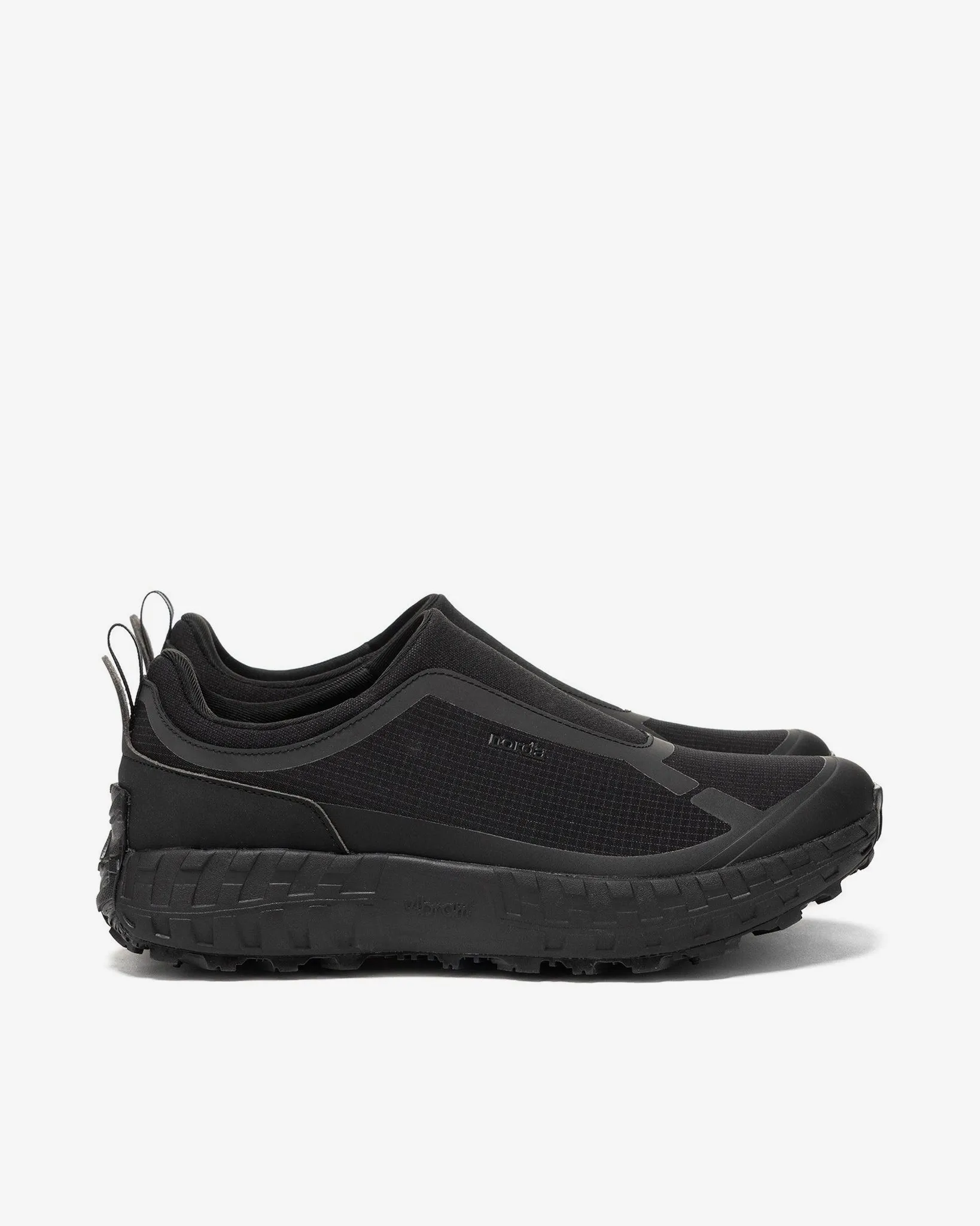 003 Pitch Black